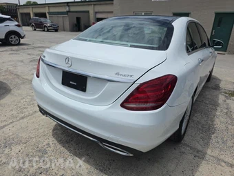 2017 Mercedes-Benz C 300 4MATIC Sedan w/Luxury Pkg – miniatura 5