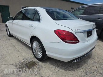2017 Mercedes-Benz C 300 4MATIC Sedan w/Luxury Pkg – miniatura 6