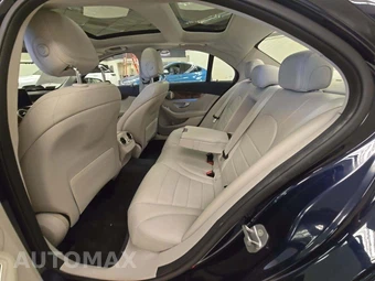 2017 Mercedes-Benz C 300 4MATIC Sedan w/Luxury Pkg - miniatura 13