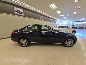 2017 Mercedes-Benz C 300 4MATIC Sedan w/Luxury Pkg - miniatura 4