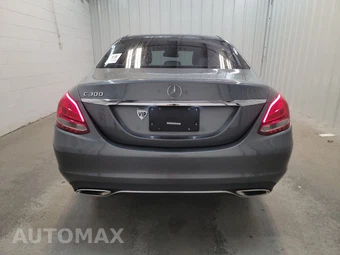 2017 Mercedes-Benz C 300 Sedan – miniatura 5