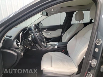 2017 Mercedes-Benz C 300 Sedan – miniatura 7