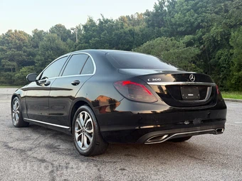 2017 Mercedes-Benz C 300 Sedan – miniatura 13