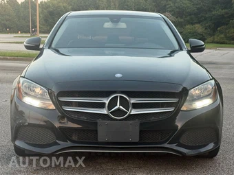 2017 Mercedes-Benz C 300 Sedan – miniatura 2