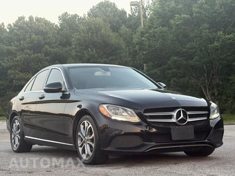 2017 Mercedes-Benz C 300 Sedan – miniatura 3