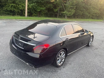 2017 Mercedes-Benz C 300 Sedan – miniatura 5