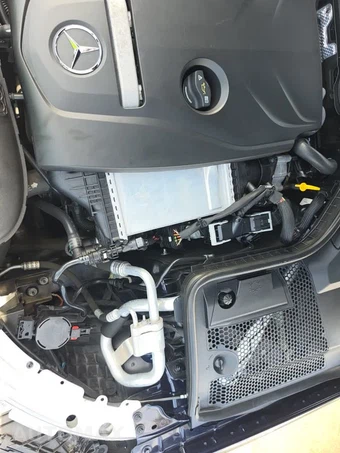 2017 Mercedes-Benz C 300 Sedan - miniatura 25