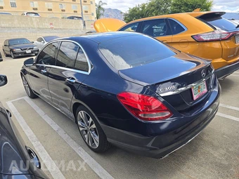 2017 Mercedes-Benz C 300 Sedan - miniatura 6