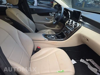 2017 Mercedes-Benz C 300 Sedan - miniatura 8