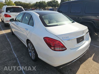2017 Mercedes-Benz C 300 Sedan – miniatura 6