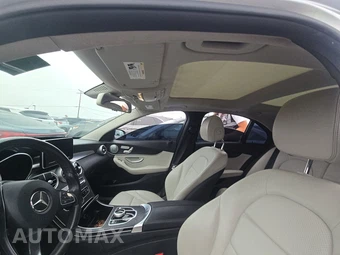 2017 Mercedes-Benz C 300 Sedan – miniatura 14