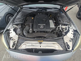 2017 Mercedes-Benz C 300 Sedan – miniatura 16