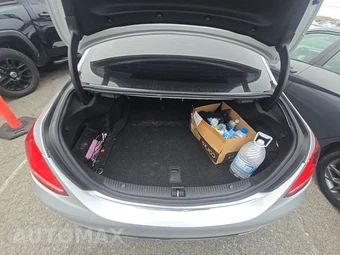 2017 Mercedes-Benz C 300 Sedan – miniatura 17