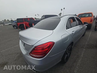 2017 Mercedes-Benz C 300 Sedan – miniatura 4