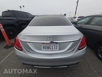 2017 Mercedes-Benz C 300 Sedan – miniatura 5
