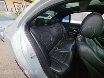 2017 Mercedes-Benz C 300 Sedan w/Sport Pkg - miniatura 16
