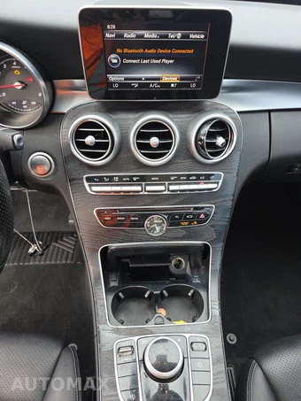 2017 Mercedes-Benz C 300 Sedan - miniatura 11