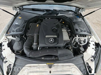 2017 Mercedes-Benz C 300 Sedan - miniatura 15