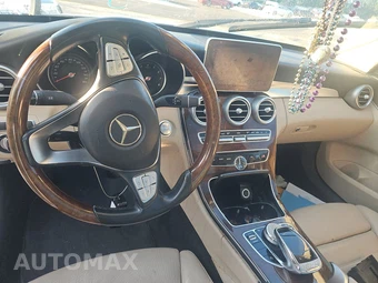 2017 Mercedes-Benz C 300 Sedan – miniatura 11