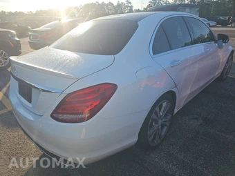 2017 Mercedes-Benz C 300 Sedan – miniatura 4