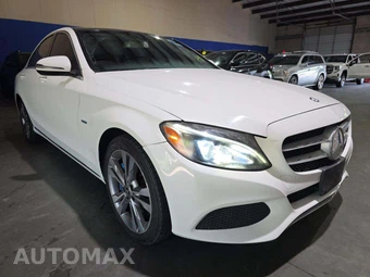 2017 Mercedes-Benz C 350e Sedan – miniatura 4