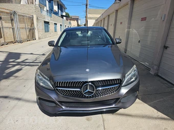 2017 Mercedes-Benz C 350e Sedan – miniatura 2