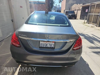 2017 Mercedes-Benz C 350e Sedan – miniatura 5