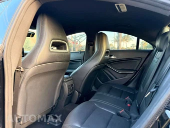 2017 Mercedes-Benz CLA 250 4MATIC - miniatura 10
