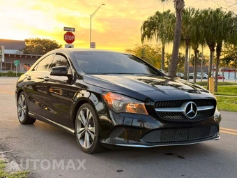 2017 Mercedes-Benz CLA 250 4MATIC - miniatura 3