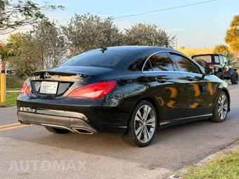 2017 Mercedes-Benz CLA 250 4MATIC - miniatura 4