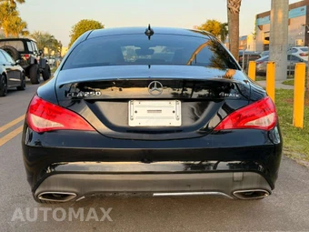 2017 Mercedes-Benz CLA 250 4MATIC - miniatura 5