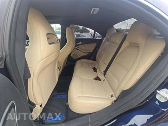 2017 Mercedes-Benz CLA 250 4MATIC – miniatura 10