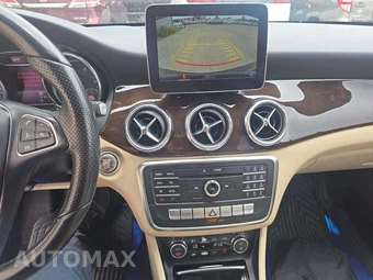 2017 Mercedes-Benz CLA 250 4MATIC – miniatura 7