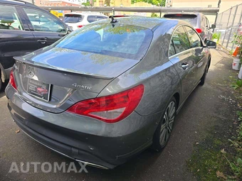 2017 Mercedes-Benz CLA 250 4MATIC – miniatura 3