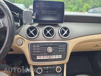 2017 Mercedes-Benz CLA 250 – miniatura 10