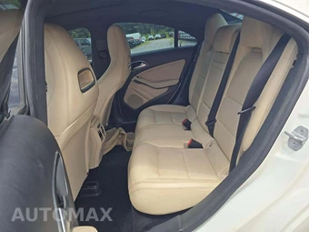 2017 Mercedes-Benz CLA 250 – miniatura 13