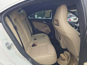 2017 Mercedes-Benz CLA 250 – miniatura 16