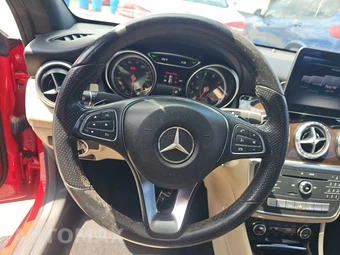 2017 Mercedes-Benz CLA 250 – miniatura 10
