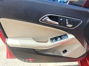 2017 Mercedes-Benz CLA 250 – miniatura 9