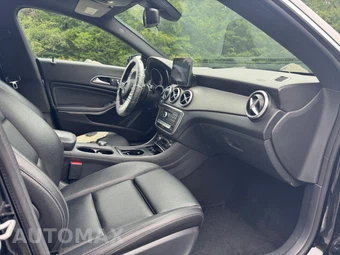 2017 Mercedes-Benz CLA 250 – miniatura 4