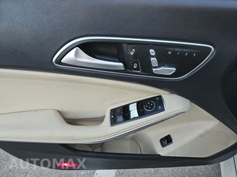 2017 Mercedes-Benz CLA CLA250 – miniatura 9
