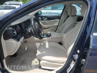 2017 Mercedes-Benz E 300 Luxury 4MATIC Sedan – miniatura 7