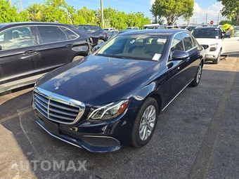 2017 Mercedes-Benz E 300 Luxury 4MATIC Sedan