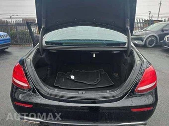 2017 Mercedes-Benz E 300 Luxury 4MATIC Sedan – miniatura 15