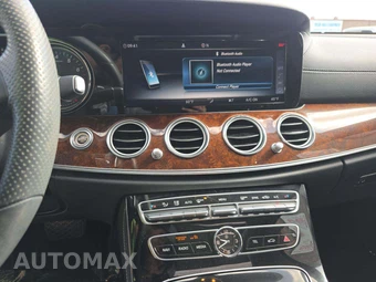 2017 Mercedes-Benz E 300 Luxury Sedan - miniatura 10