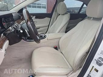 2017 Mercedes-Benz E 300 Luxury Sedan – miniatura 3