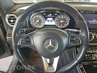 2017 Mercedes-Benz E 300 Sport 4MATIC Sedan - miniatura 10