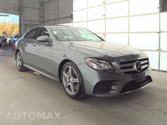 2017 Mercedes-Benz E 300 Sport 4MATIC Sedan - miniatura 3
