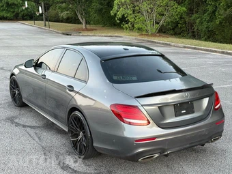 2017 Mercedes-Benz E 300 Sport 4MATIC Sedan - miniatura 11