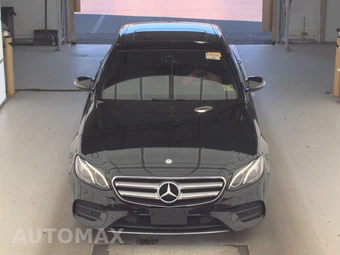 2017 Mercedes-Benz E 300 Sport 4MATIC Sedan – miniatura 2